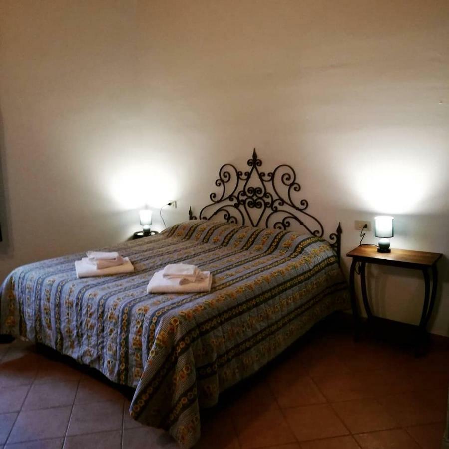 הוילה סן ג'ימיניאנו Agriturismo Le Rote מראה חיצוני תמונה