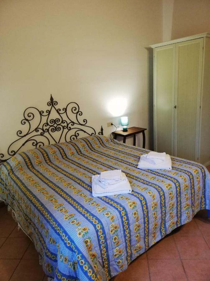 הוילה סן ג'ימיניאנו Agriturismo Le Rote מראה חיצוני תמונה